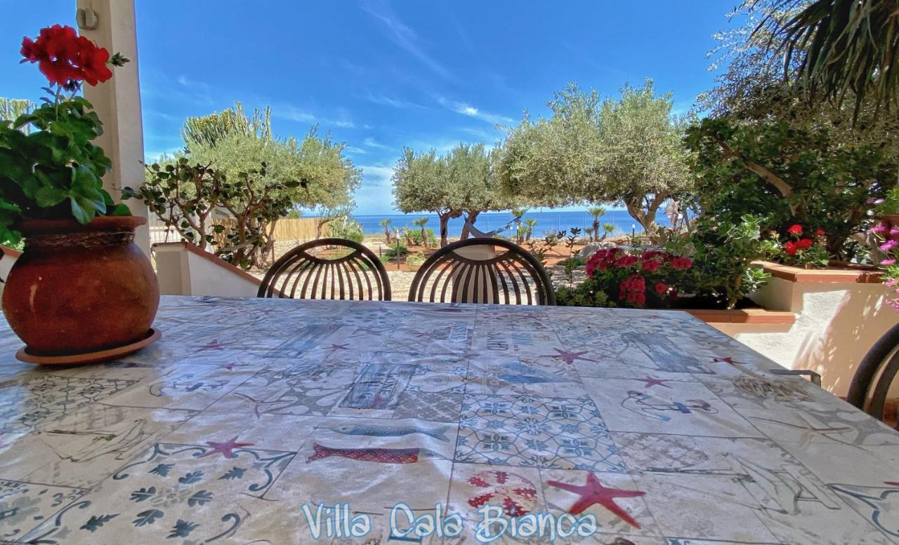 Villa Cala Bianca Кастелламмаре-дель-Гольфо Екстер'єр фото